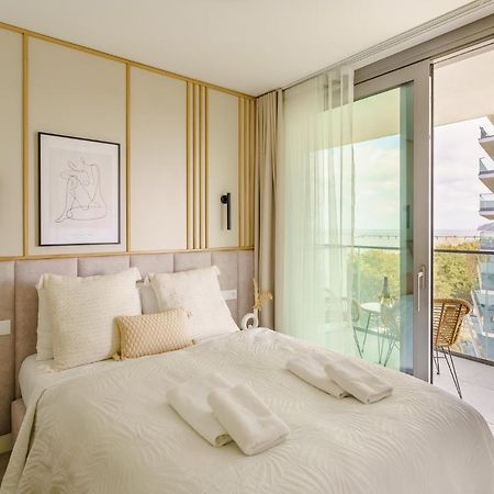 Sea View Resort & Spa 647C By Renters Мендзиздрое Екстериор снимка